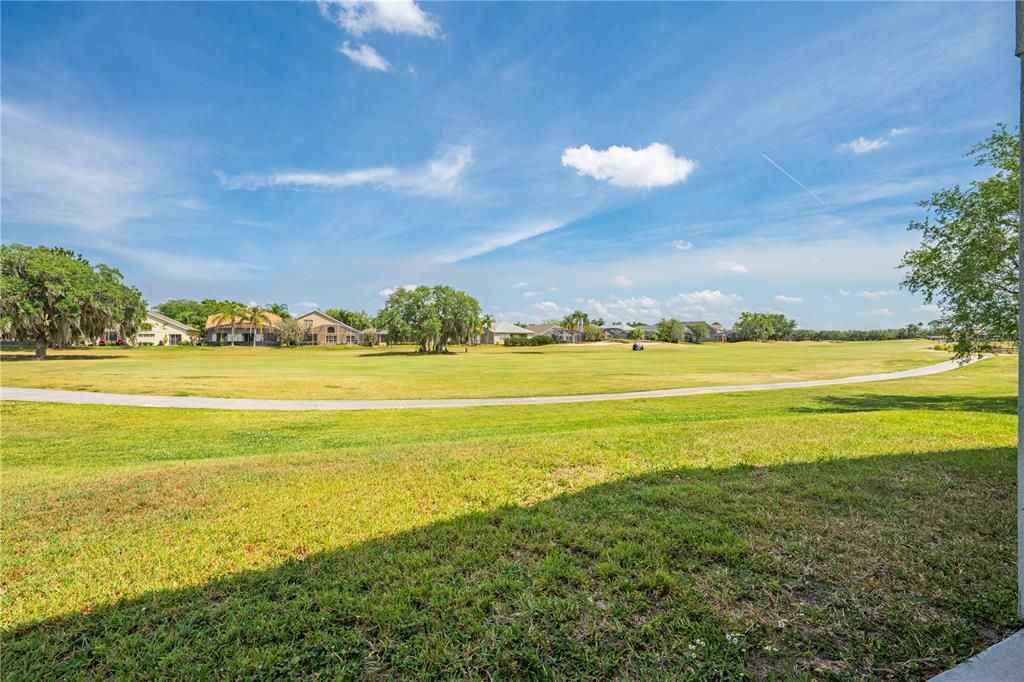 For Rent: $1,995 (3 beds, 2 baths, 1816 Square Feet)