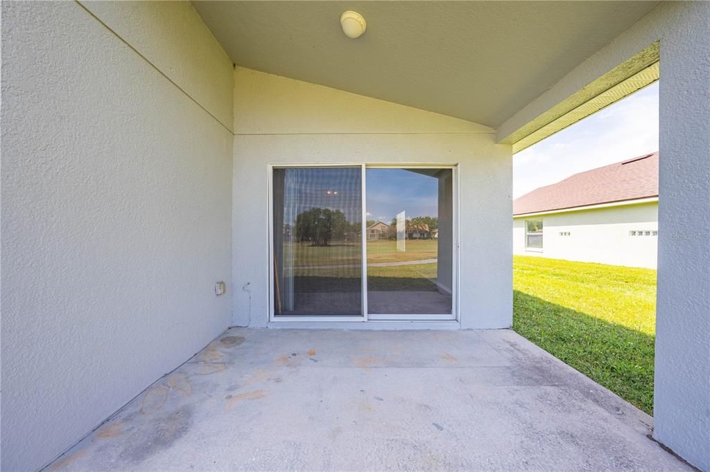 For Rent: $1,995 (3 beds, 2 baths, 1816 Square Feet)