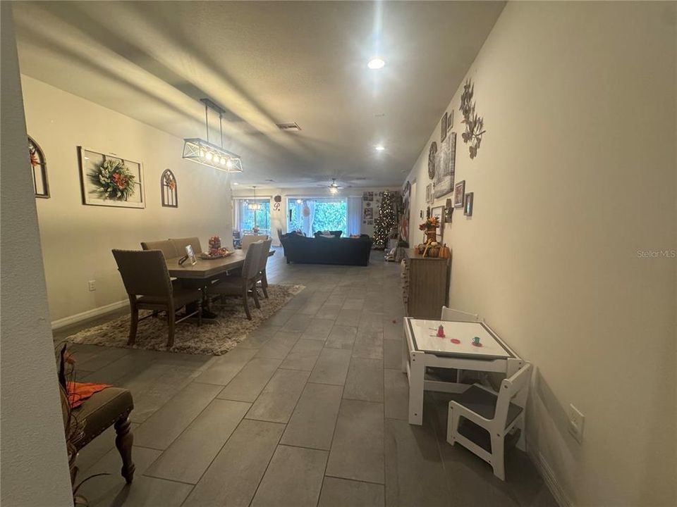 For Sale: $519,400 (4 beds, 2 baths, 2677 Square Feet)