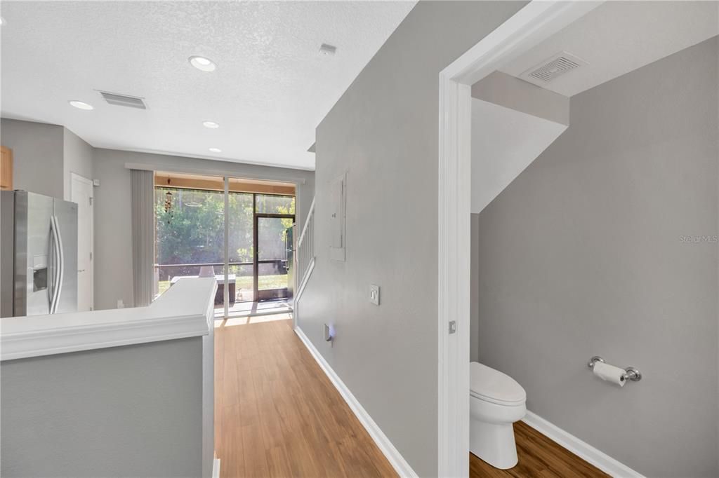 For Sale: $289,900 (2 beds, 2 baths, 1248 Square Feet)