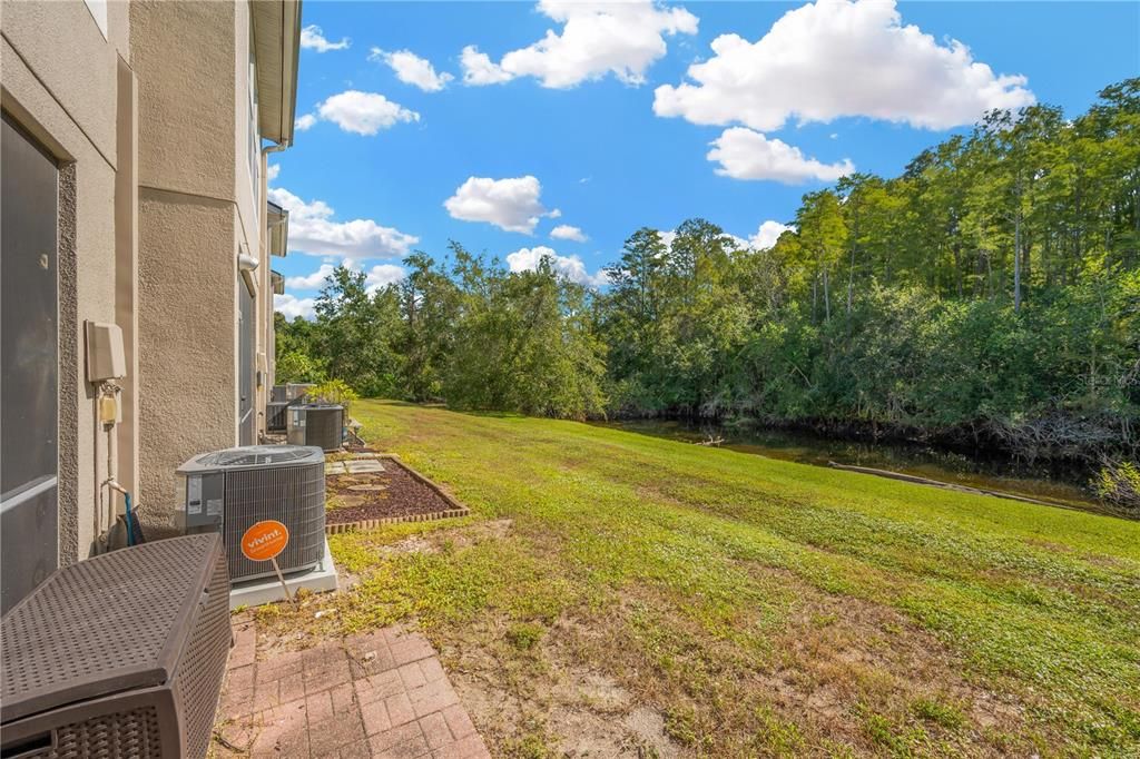 For Sale: $289,900 (2 beds, 2 baths, 1248 Square Feet)