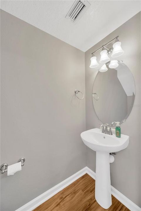 For Sale: $289,900 (2 beds, 2 baths, 1248 Square Feet)