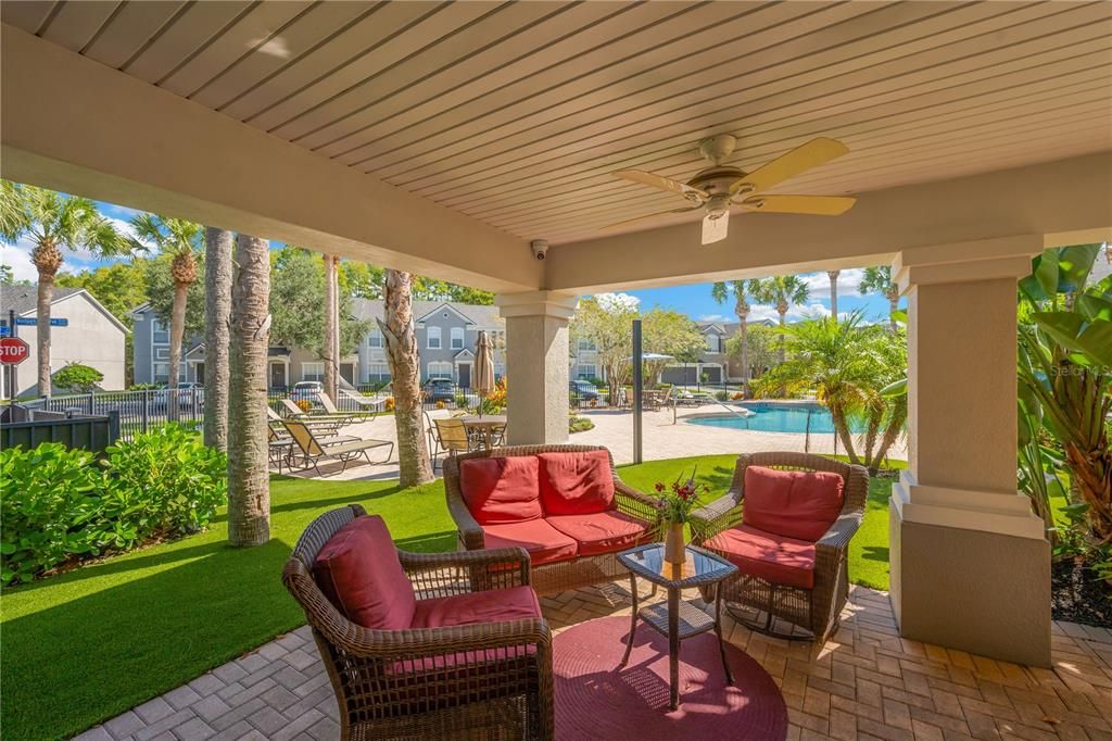 For Sale: $289,900 (2 beds, 2 baths, 1248 Square Feet)