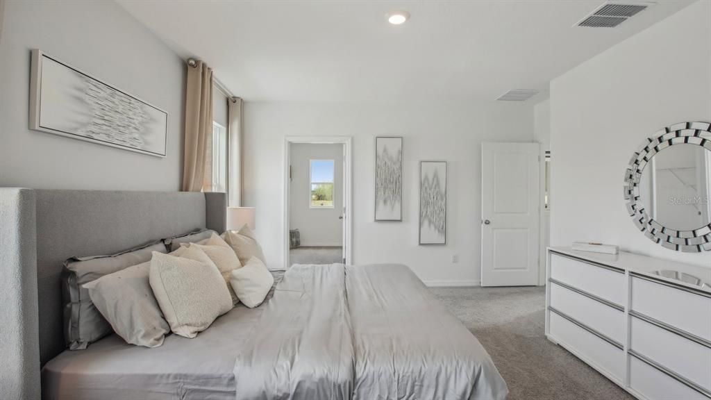 For Sale: $359,990 (3 beds, 2 baths, 1560 Square Feet)