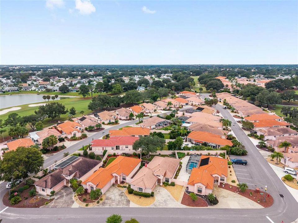 Active With Contract: $299,900 (2 beds, 2 baths, 1230 Square Feet)