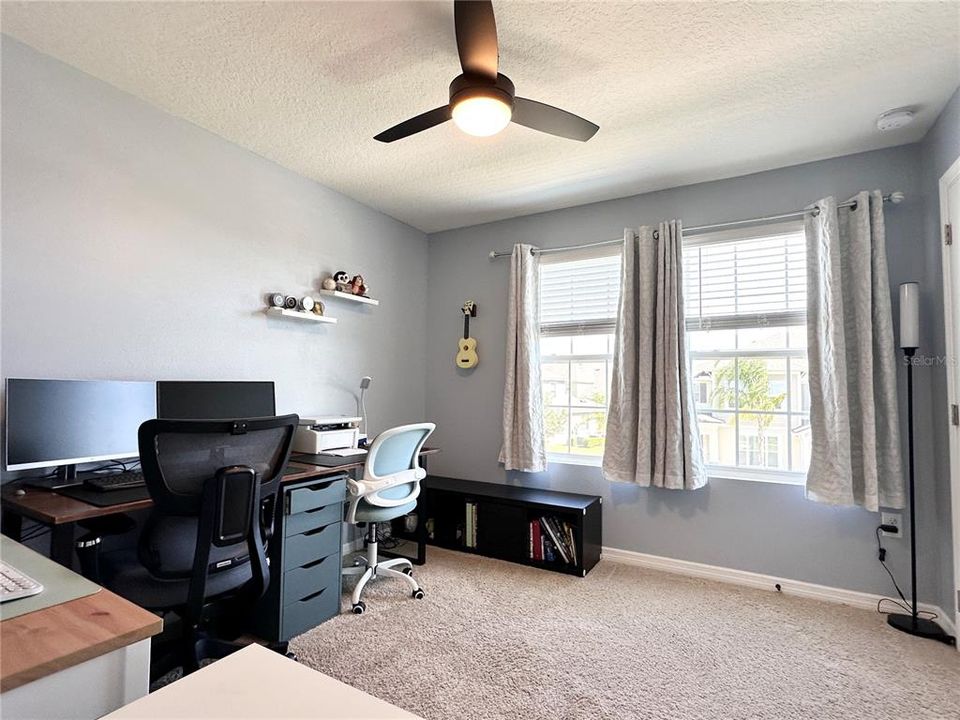 На продажу: $365,000 (3 спален, 2 ванн, 1484 Квадратных фут)