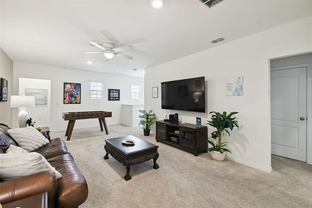 For Rent: $4,500 (7 beds, 5 baths, 3526 Square Feet)