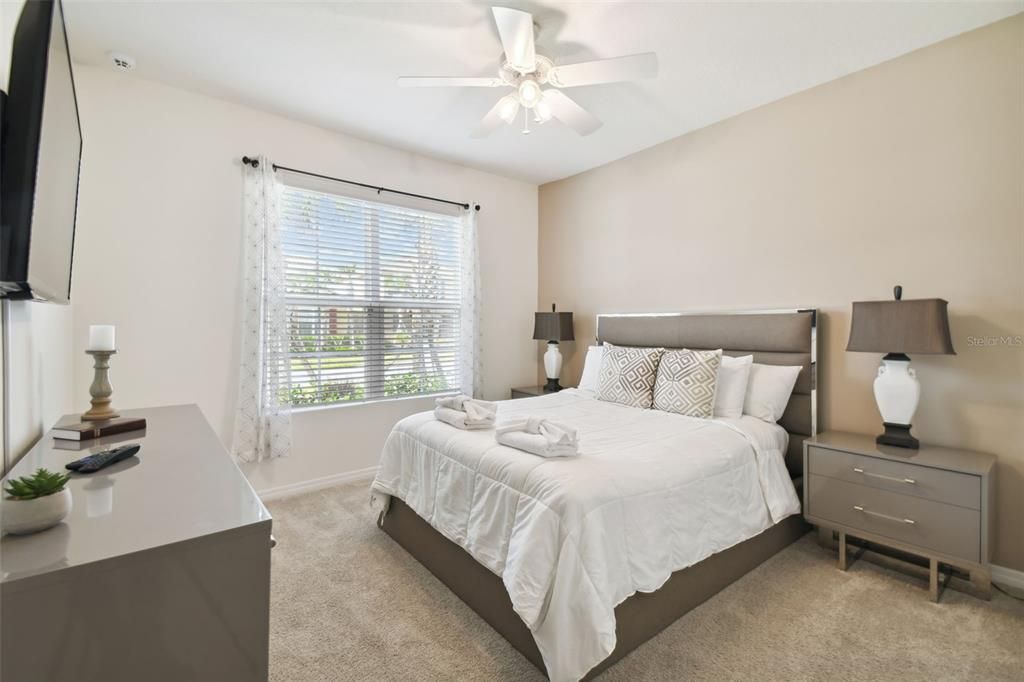 For Rent: $4,500 (7 beds, 5 baths, 3526 Square Feet)