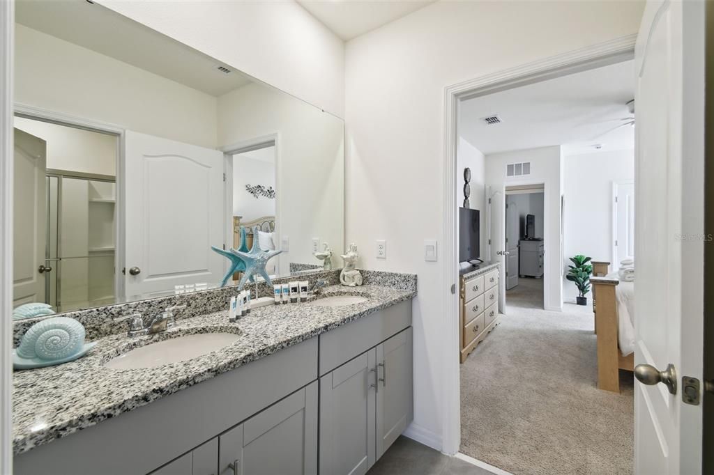 For Rent: $4,500 (7 beds, 5 baths, 3526 Square Feet)