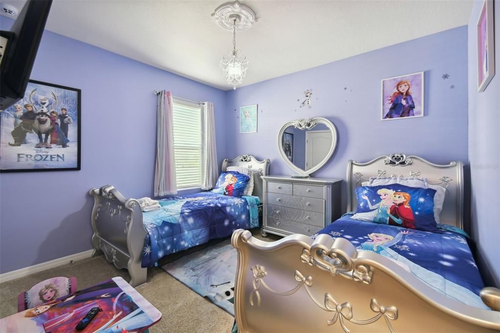 For Rent: $4,500 (7 beds, 5 baths, 3526 Square Feet)