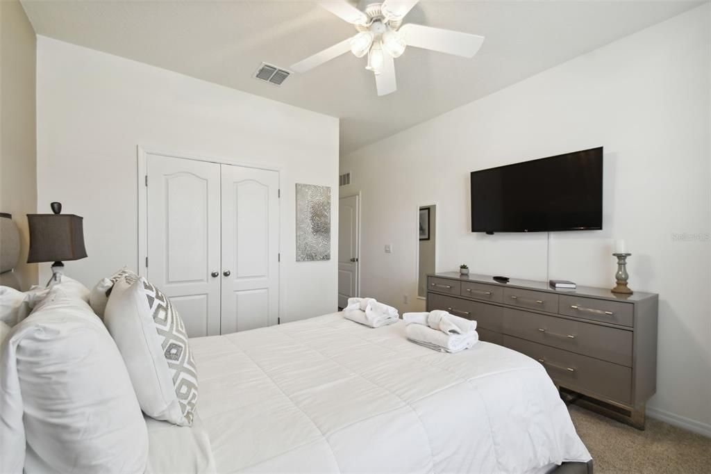 For Rent: $4,500 (7 beds, 5 baths, 3526 Square Feet)