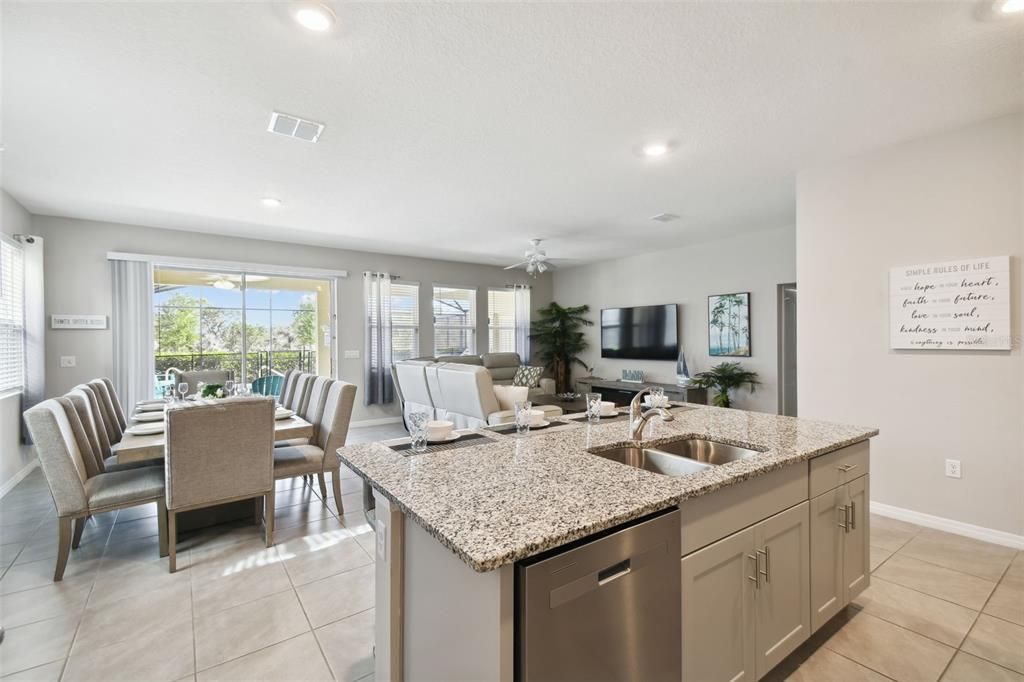 For Rent: $4,500 (7 beds, 5 baths, 3526 Square Feet)