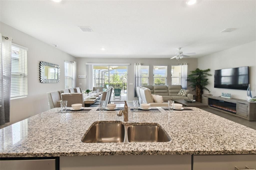 For Rent: $4,500 (7 beds, 5 baths, 3526 Square Feet)