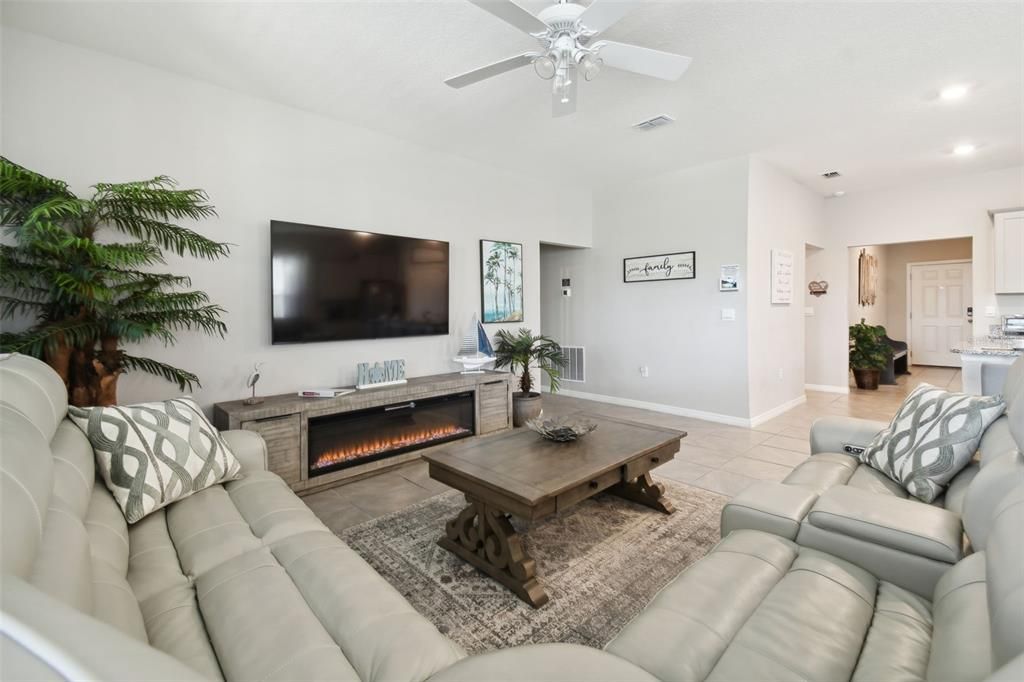 For Rent: $4,500 (7 beds, 5 baths, 3526 Square Feet)