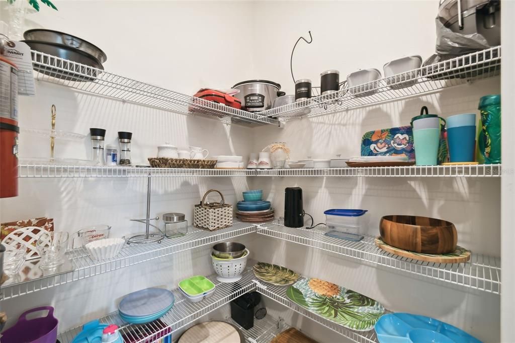 For Rent: $4,500 (7 beds, 5 baths, 3526 Square Feet)