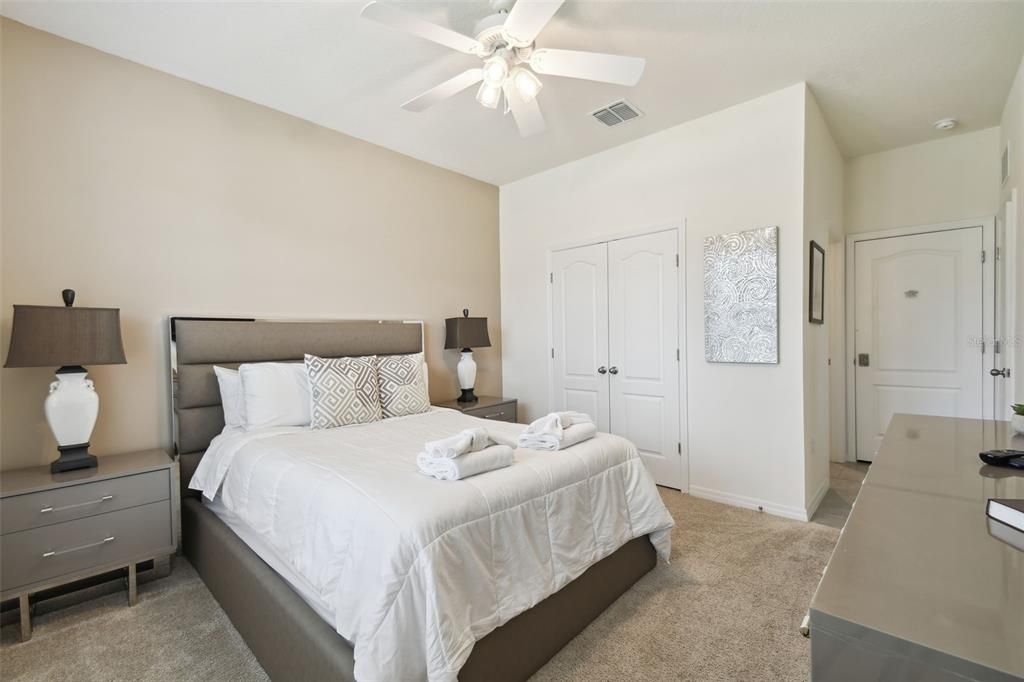 For Rent: $4,500 (7 beds, 5 baths, 3526 Square Feet)