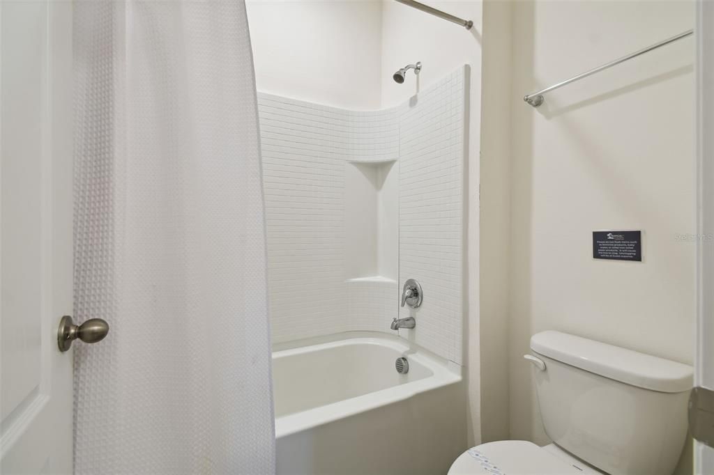 For Rent: $4,500 (7 beds, 5 baths, 3526 Square Feet)