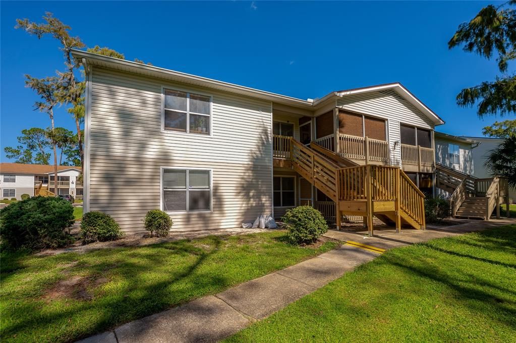 В аренду: $1,500 (2 спален, 2 ванн, 833 Квадратных фут)