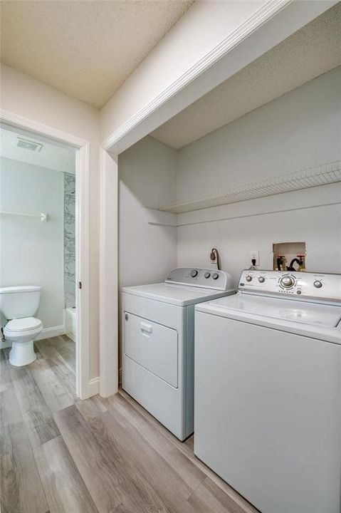 В аренду: $1,500 (2 спален, 2 ванн, 833 Квадратных фут)