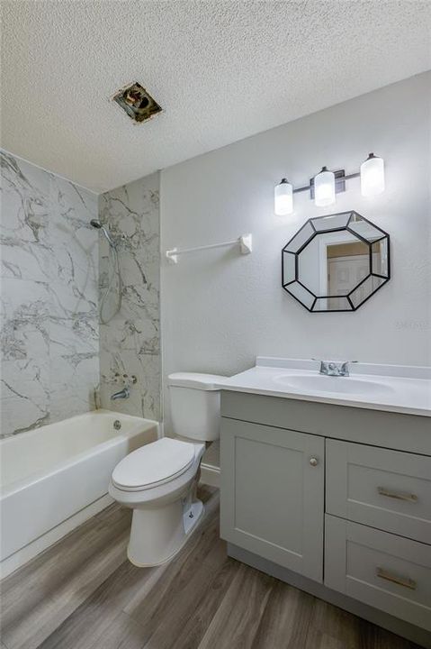 В аренду: $1,500 (2 спален, 2 ванн, 833 Квадратных фут)