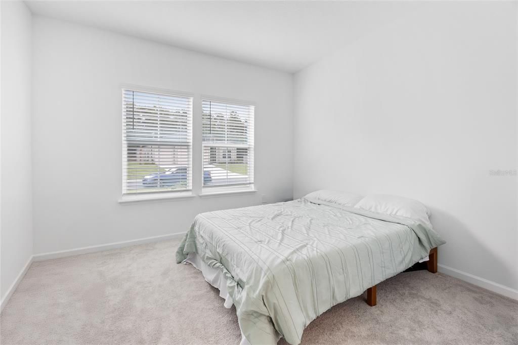 For Sale: $380,000 (4 beds, 3 baths, 2292 Square Feet)