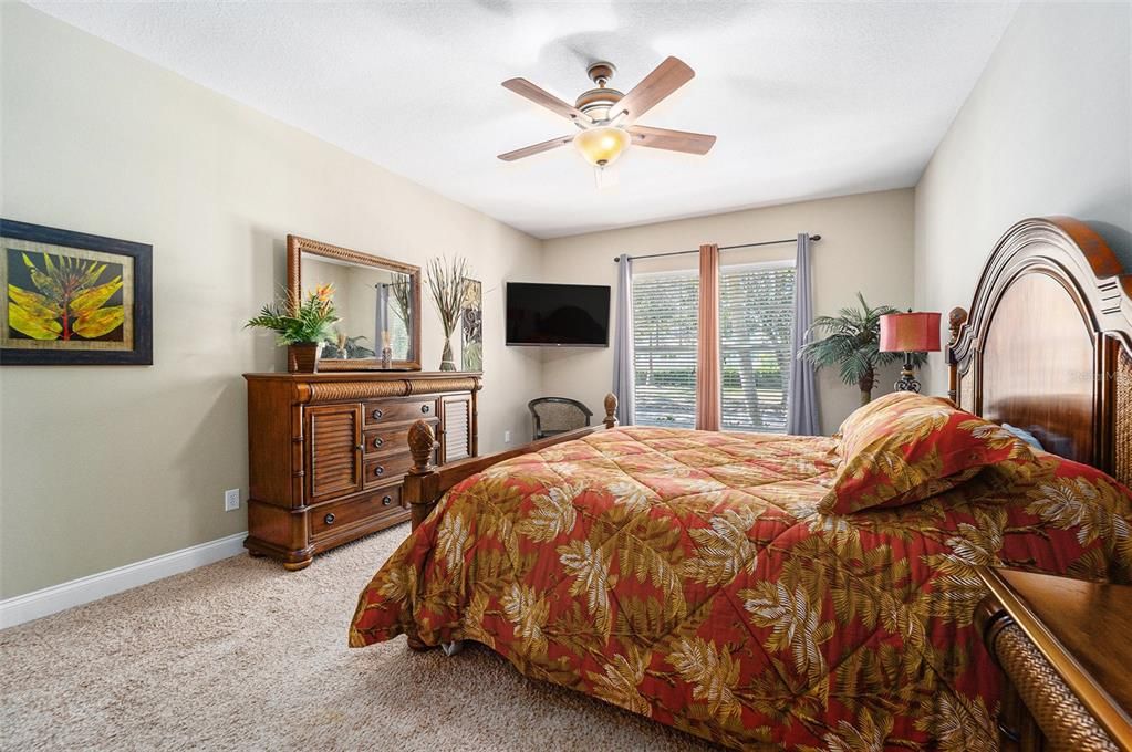 For Sale: $425,000 (3 beds, 2 baths, 2028 Square Feet)