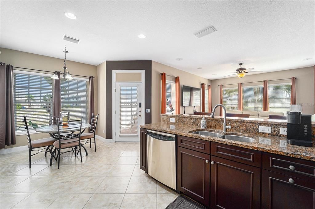 For Sale: $425,000 (3 beds, 2 baths, 2028 Square Feet)