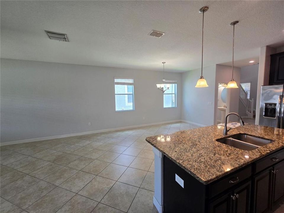 Active With Contract: $3,295 (5 beds, 3 baths, 2508 Square Feet)