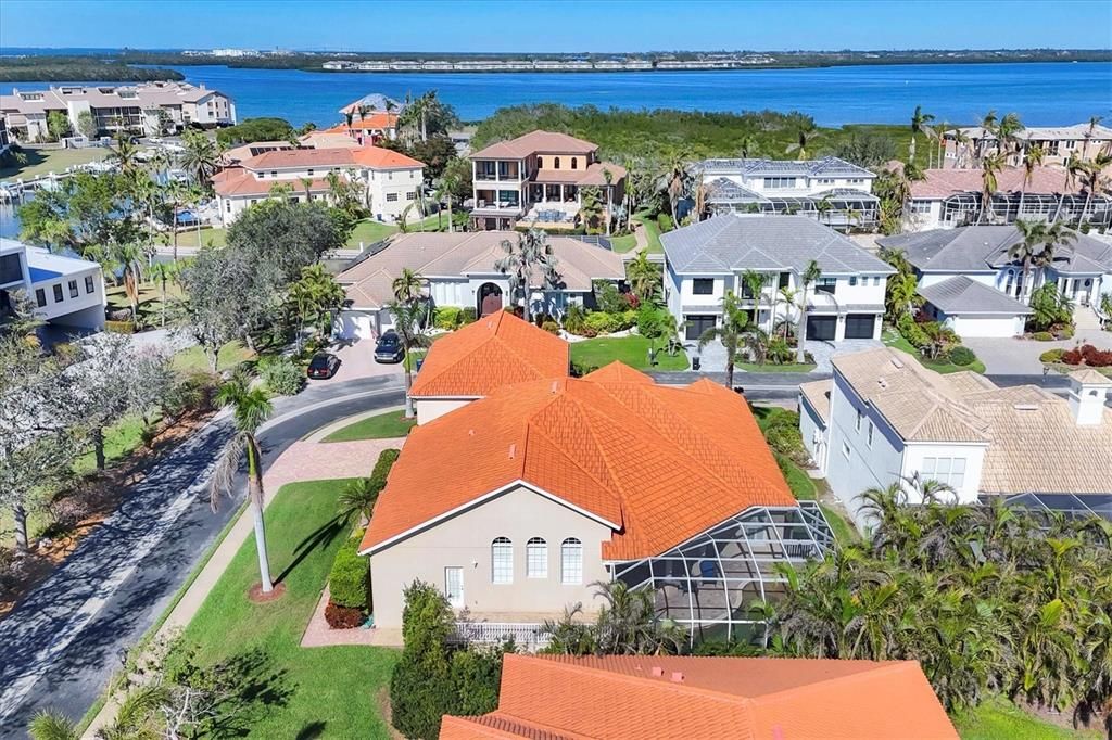 For Sale: $1,495,000 (4 beds, 3 baths, 3742 Square Feet)