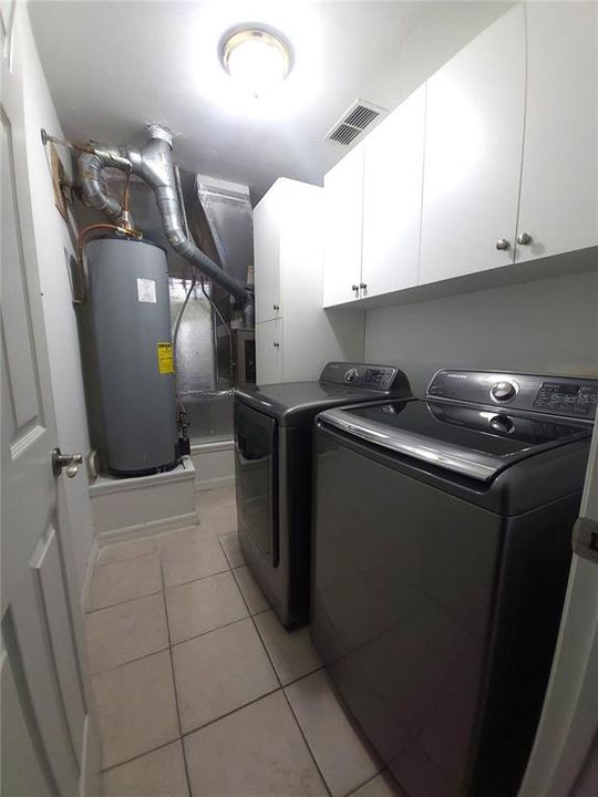 For Sale: $310,000 (3 beds, 2 baths, 1473 Square Feet)