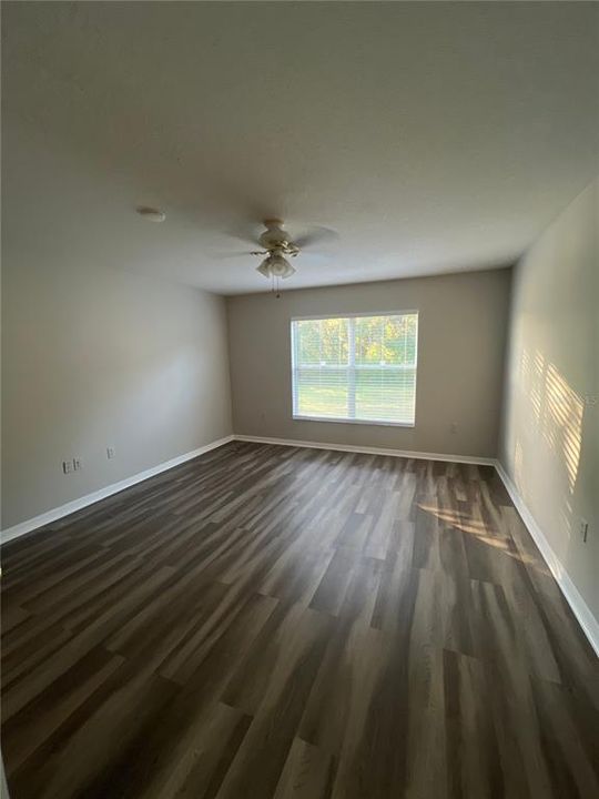 For Rent: $1,750 (3 beds, 2 baths, 1660 Square Feet)