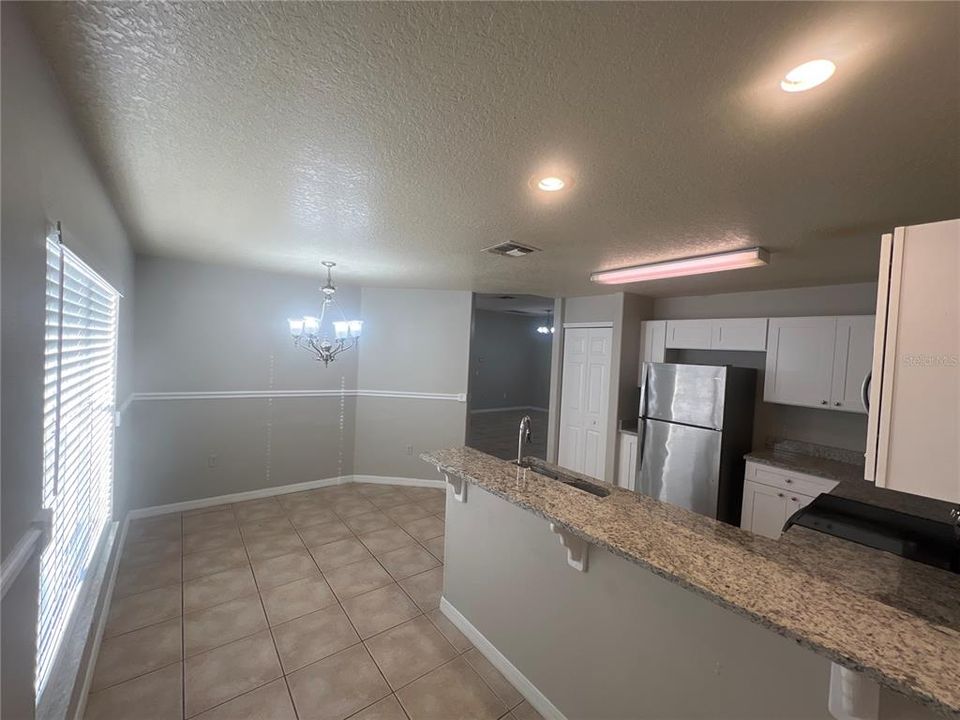 For Rent: $1,750 (3 beds, 2 baths, 1660 Square Feet)
