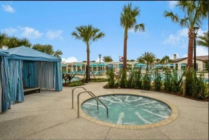 For Sale: $685,000 (8 beds, 6 baths, 4041 Square Feet)