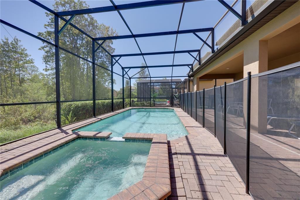 For Sale: $685,000 (8 beds, 6 baths, 4041 Square Feet)