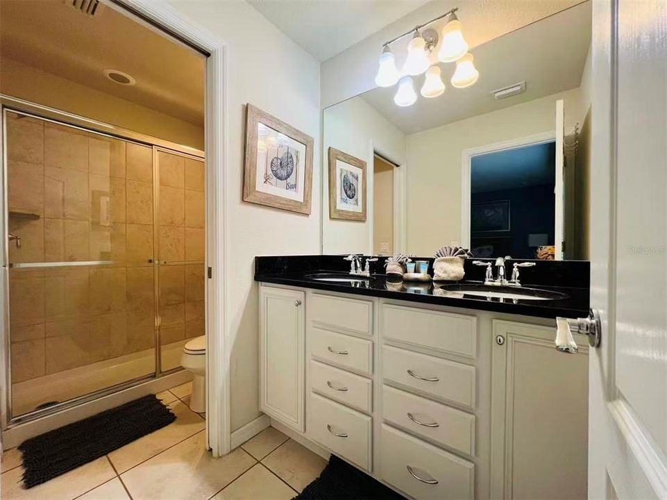 For Sale: $685,000 (8 beds, 6 baths, 4041 Square Feet)