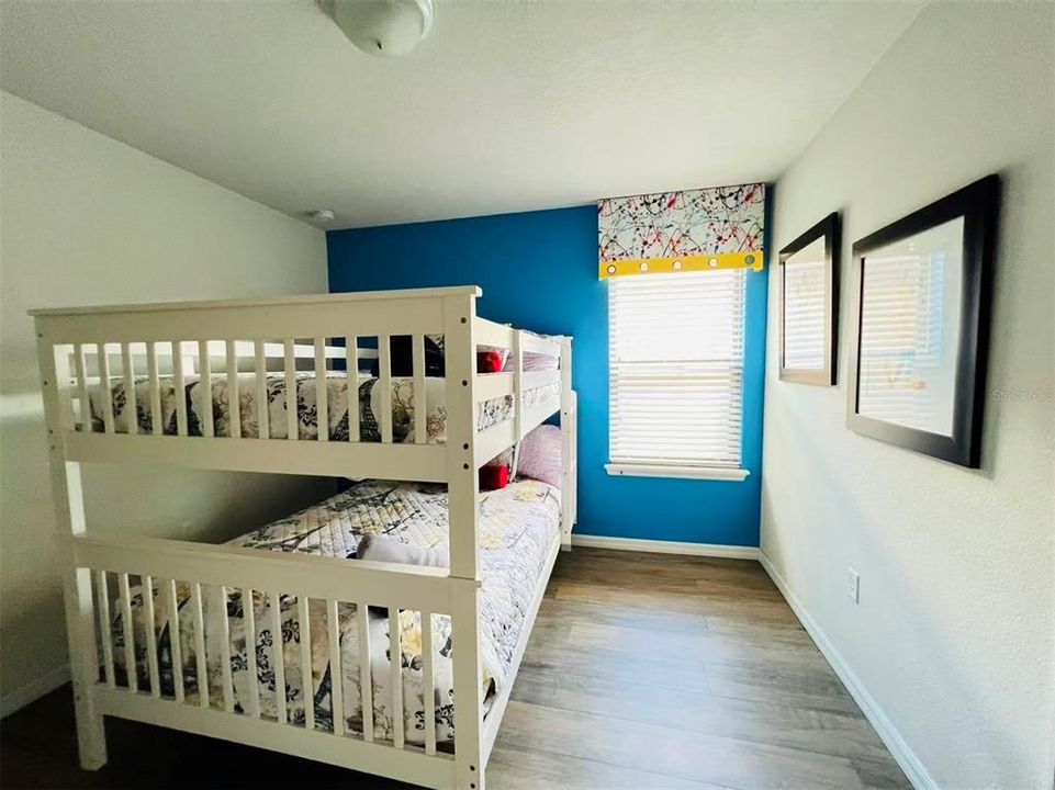 For Sale: $685,000 (8 beds, 6 baths, 4041 Square Feet)