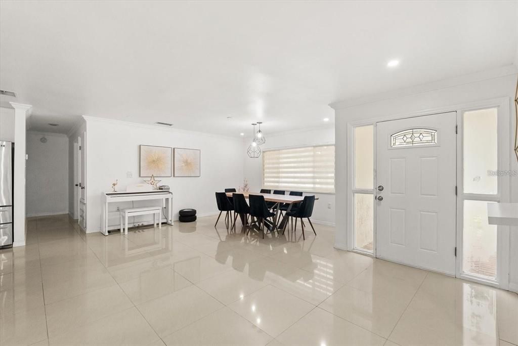 待售: $515,000 (4 贝兹, 2 浴室, 1904 平方英尺)