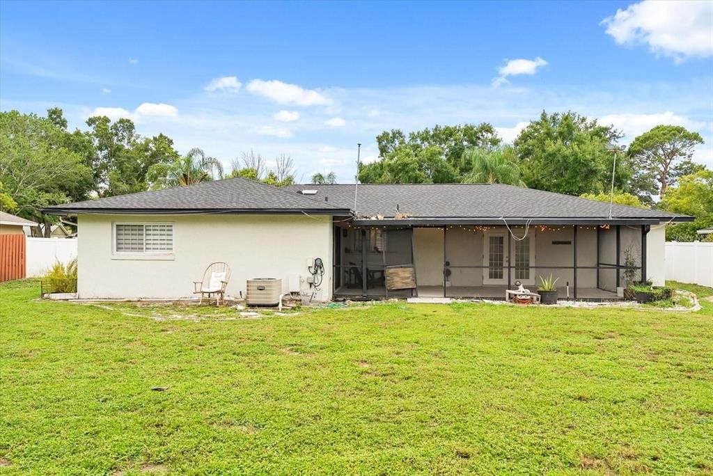 待售: $515,000 (4 贝兹, 2 浴室, 1904 平方英尺)