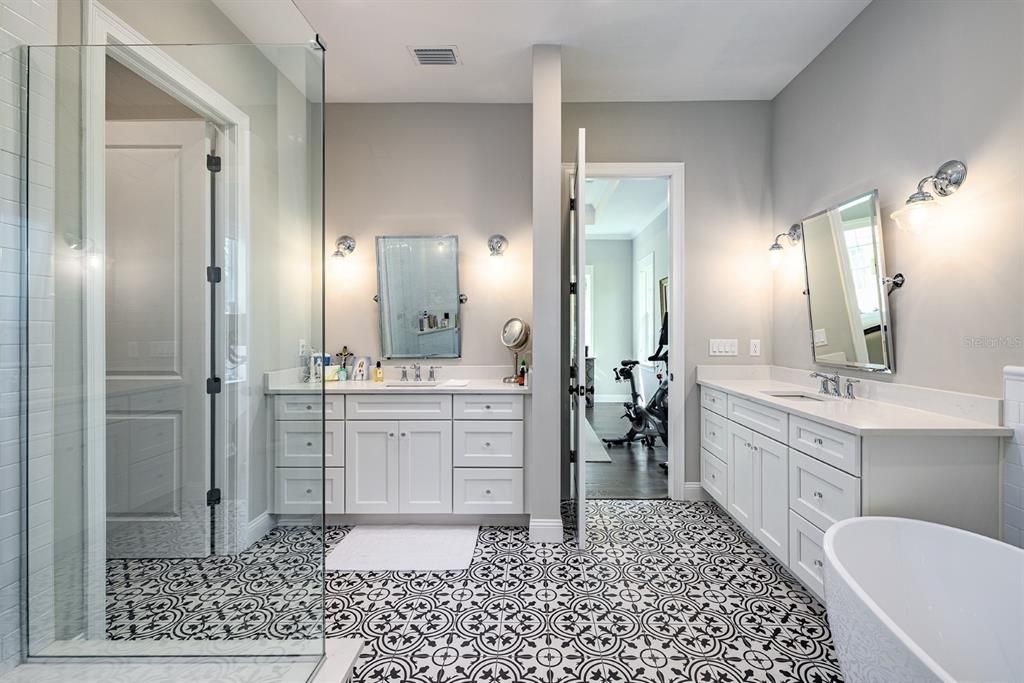 For Sale: $1,699,000 (4 beds, 3 baths, 3294 Square Feet)