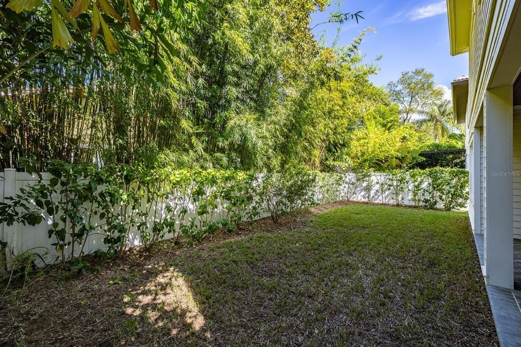 For Sale: $1,699,000 (4 beds, 3 baths, 3294 Square Feet)