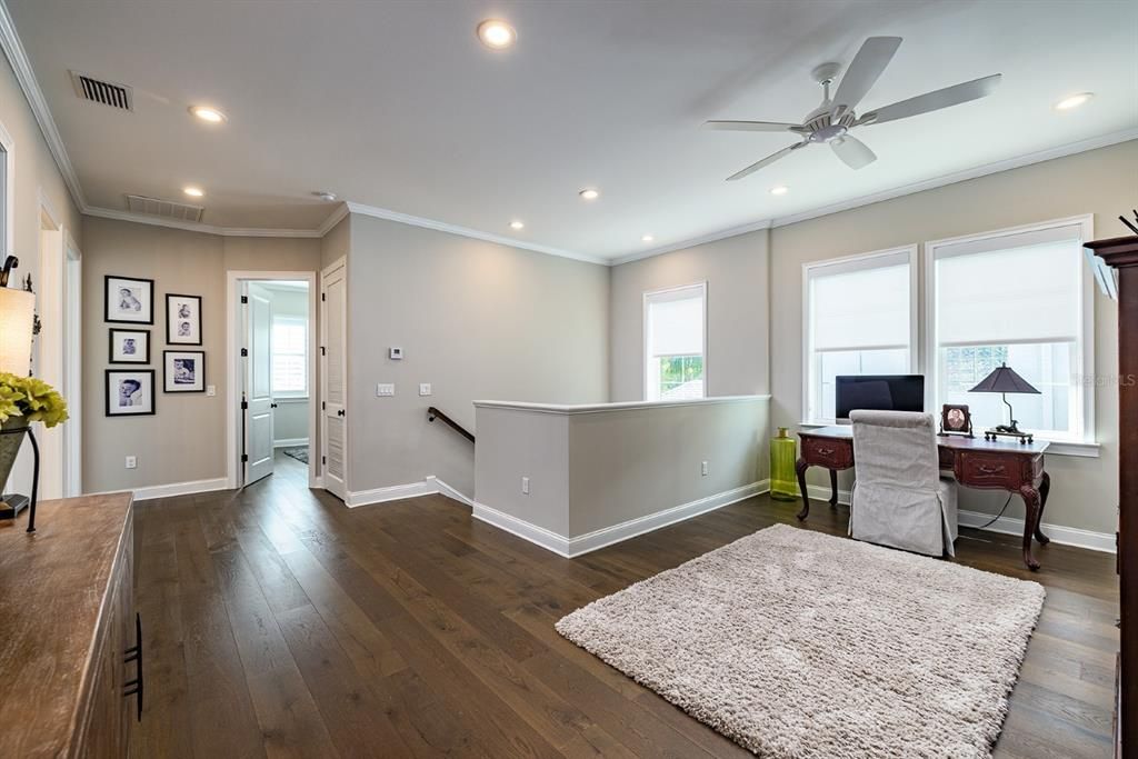 For Sale: $1,699,000 (4 beds, 3 baths, 3294 Square Feet)