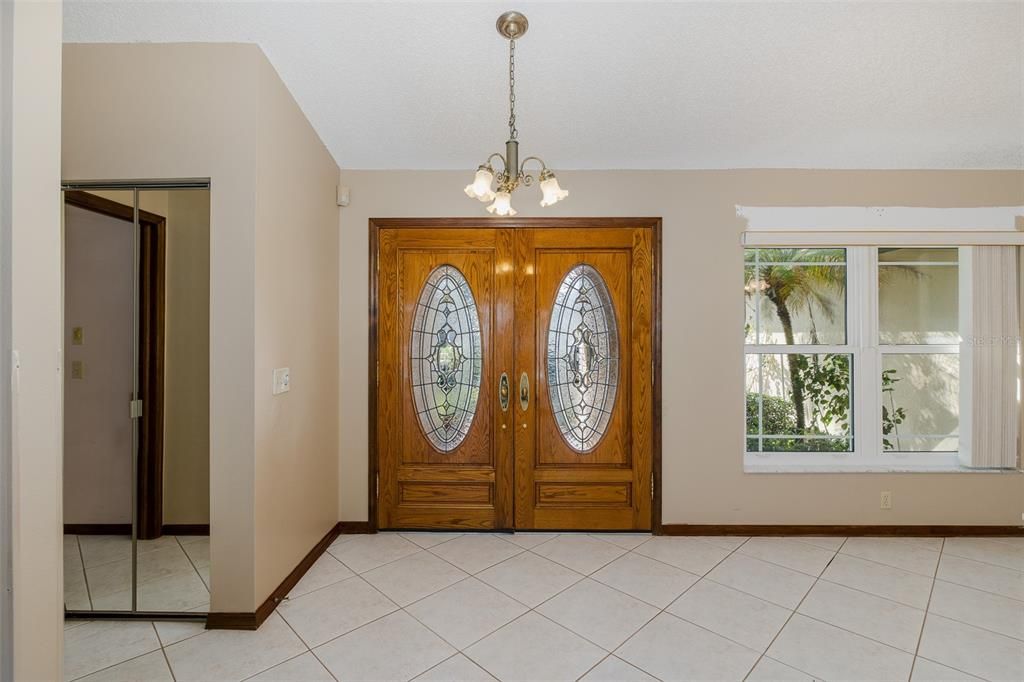 For Sale: $365,000 (3 beds, 2 baths, 2029 Square Feet)