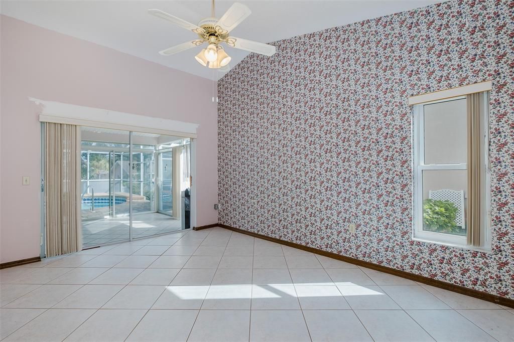 For Sale: $365,000 (3 beds, 2 baths, 2029 Square Feet)