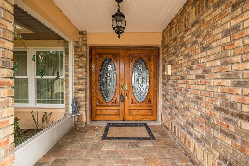 For Sale: $365,000 (3 beds, 2 baths, 2029 Square Feet)