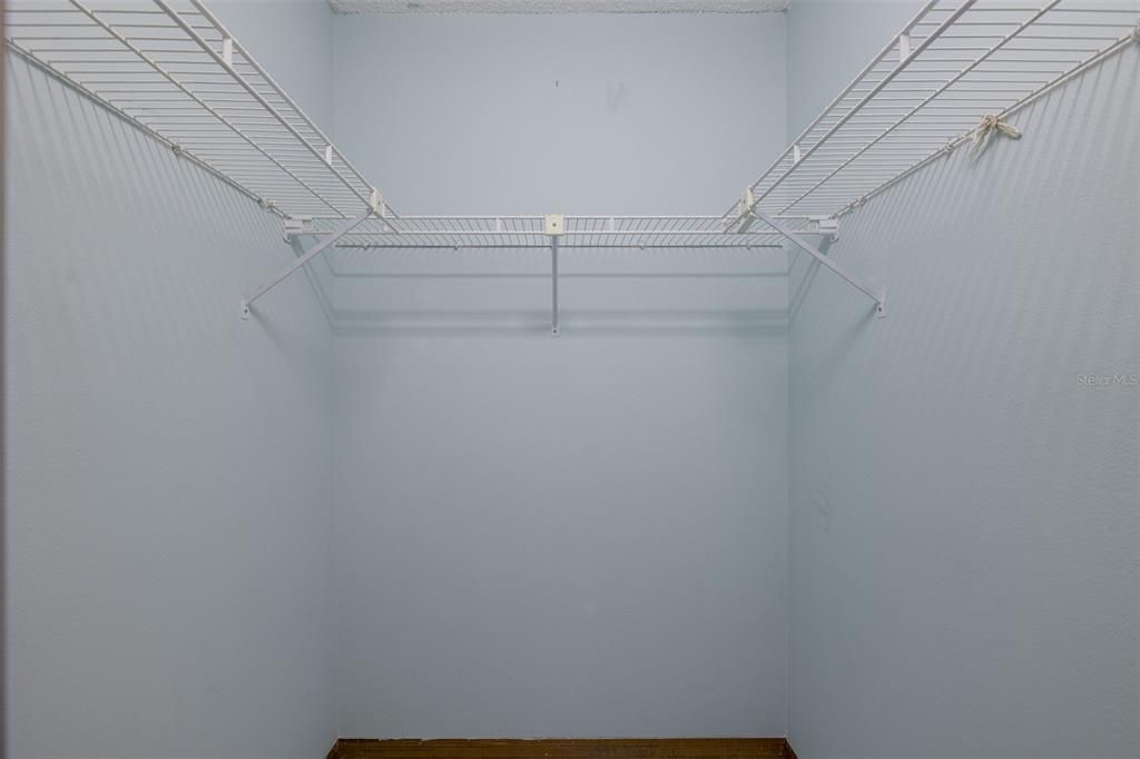 For Sale: $365,000 (3 beds, 2 baths, 2029 Square Feet)