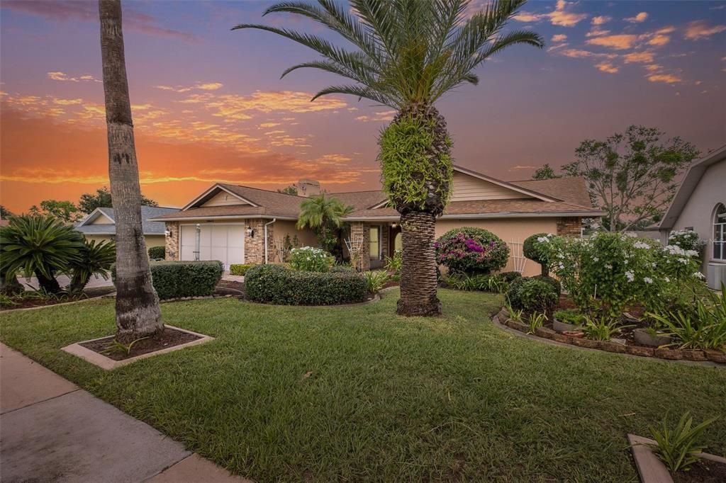 For Sale: $365,000 (3 beds, 2 baths, 2029 Square Feet)