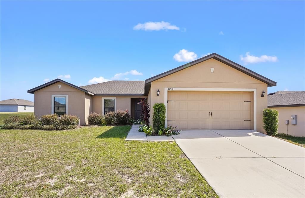 Active With Contract: $309,900 (4 beds, 2 baths, 1680 Square Feet)