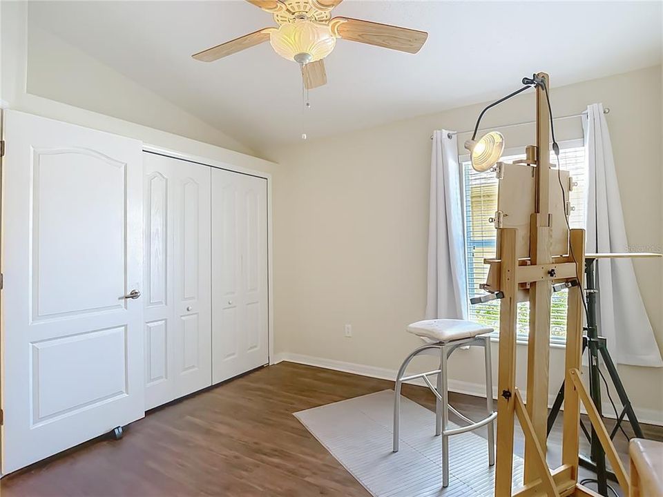 For Sale: $284,900 (3 beds, 2 baths, 1991 Square Feet)