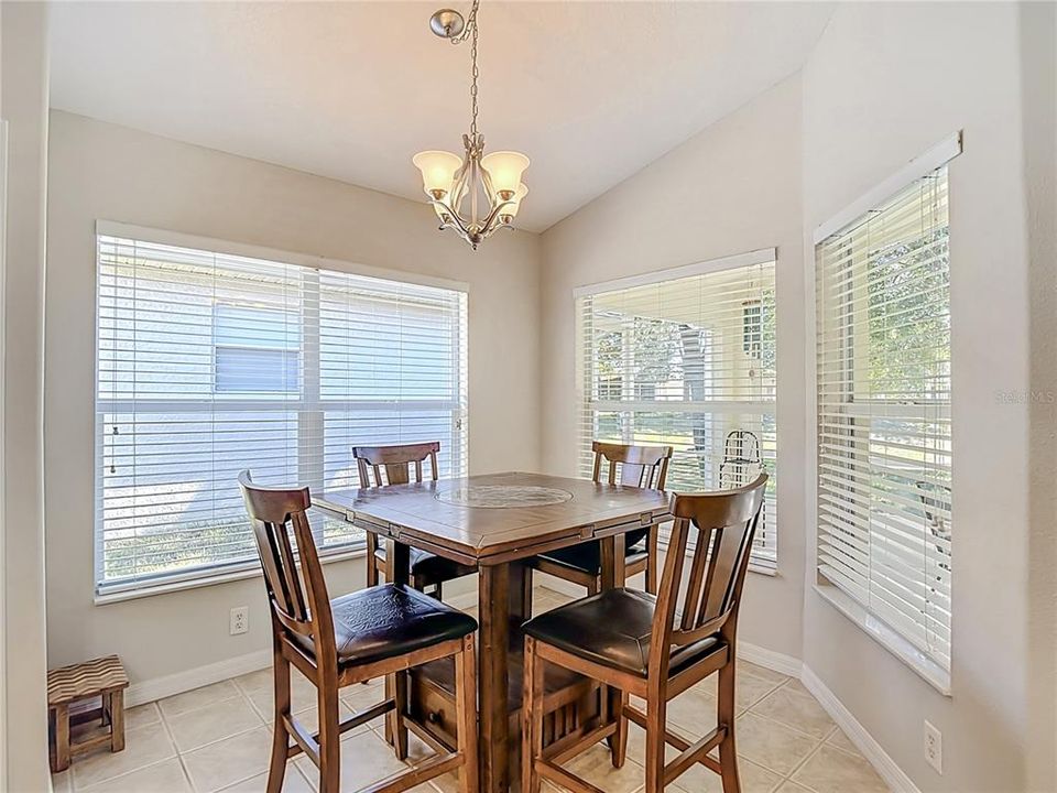 For Sale: $284,900 (3 beds, 2 baths, 1991 Square Feet)