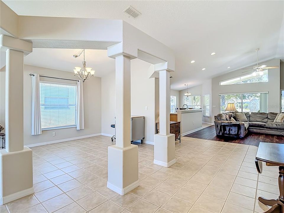 For Sale: $284,900 (3 beds, 2 baths, 1991 Square Feet)